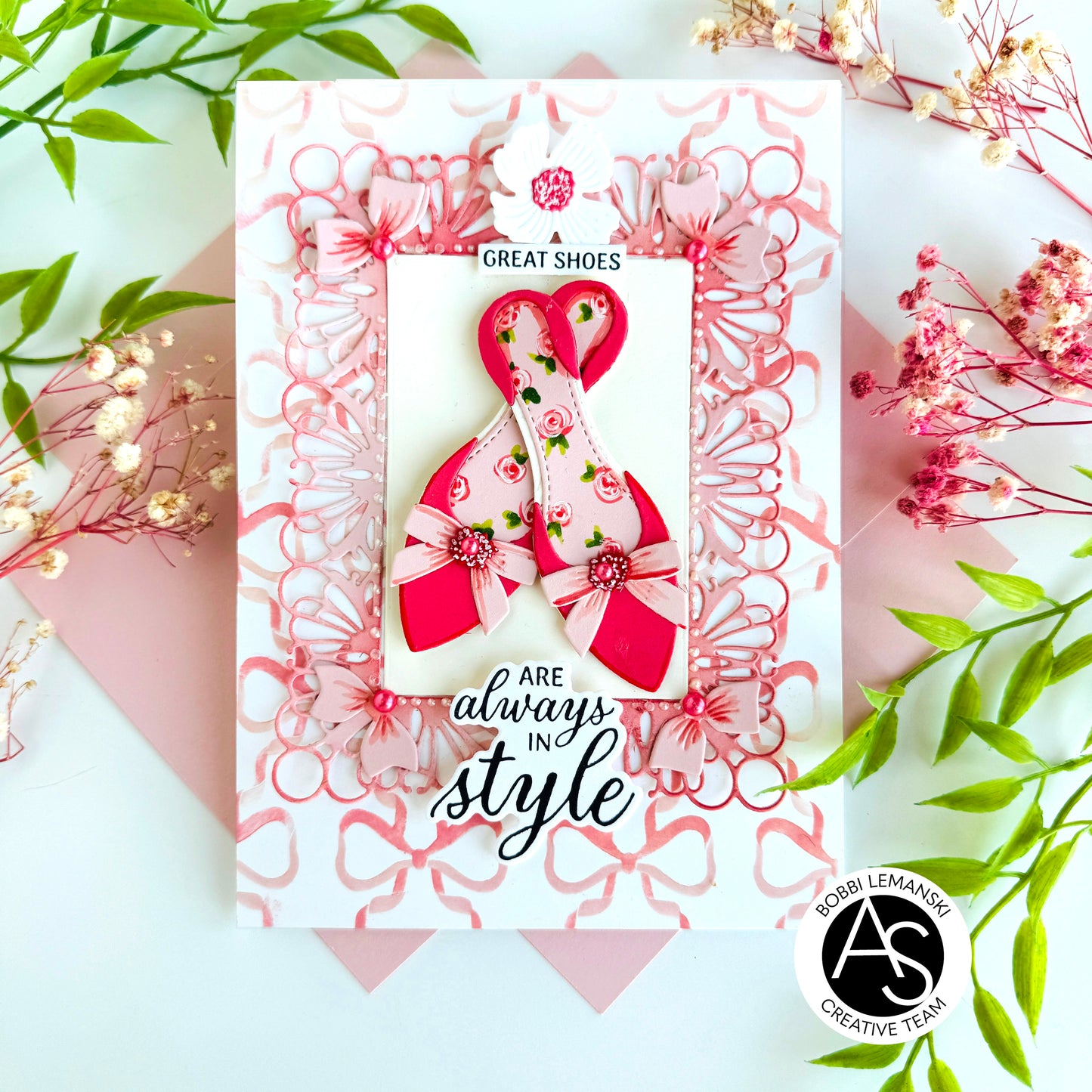 Delicate Frame & Friend Die Set