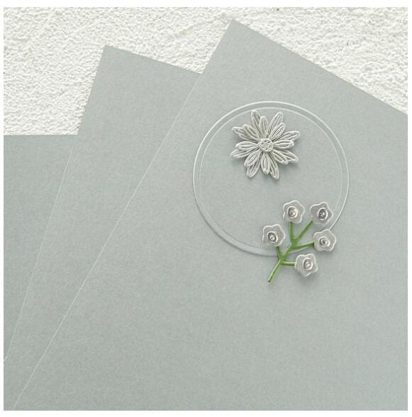 Spellbinders - Brushed Silver Cardstock